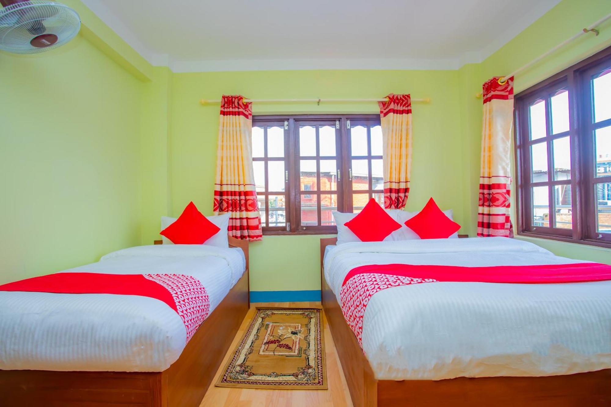 Oyo 589 Hotel Trimurti Kathmandu Luaran gambar