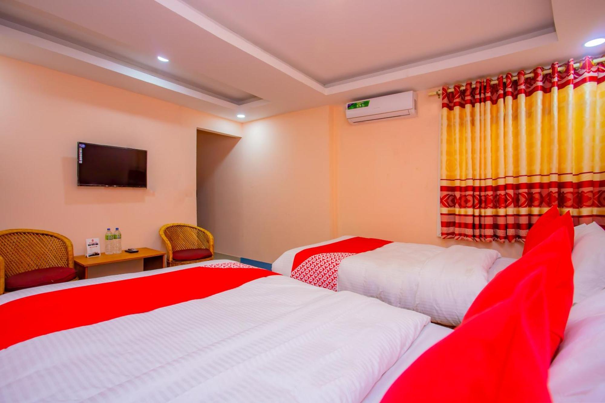 Oyo 589 Hotel Trimurti Kathmandu Luaran gambar